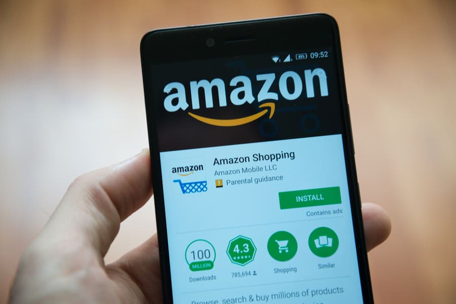 Smartphone With Amazon Shopping Application