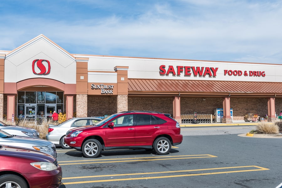 Safeway Food And Drug Store Exterior
