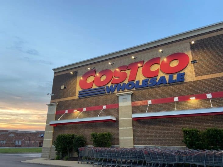 Why Did Costco Stop Selling Polish Dogs? | KnowCompanies