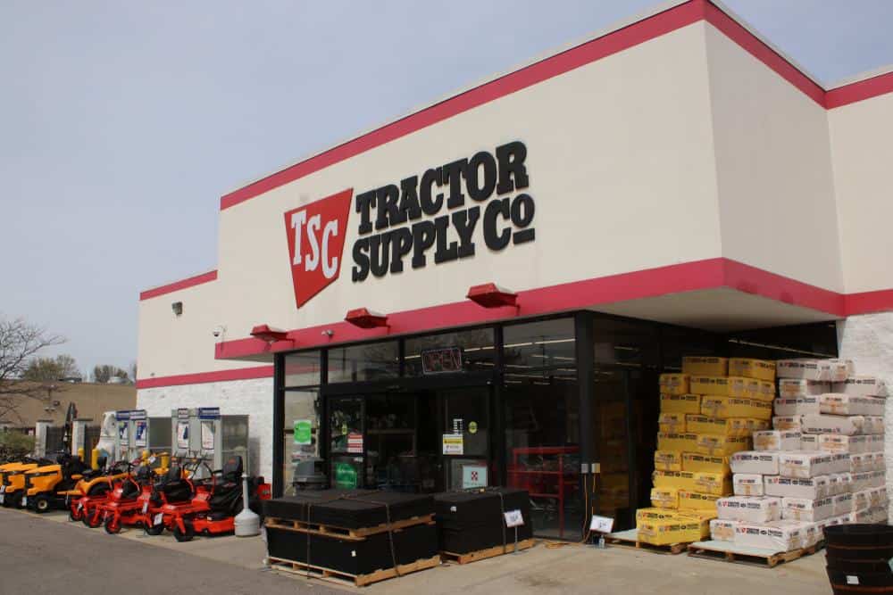 Tractor Supply 3